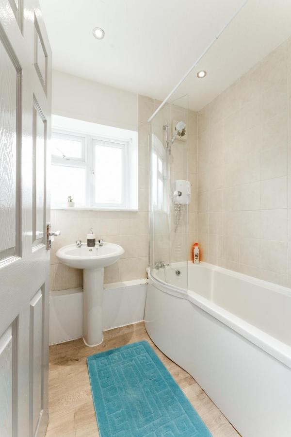 Stepney Green Beds To Stay 24 London Eksteriør bilde